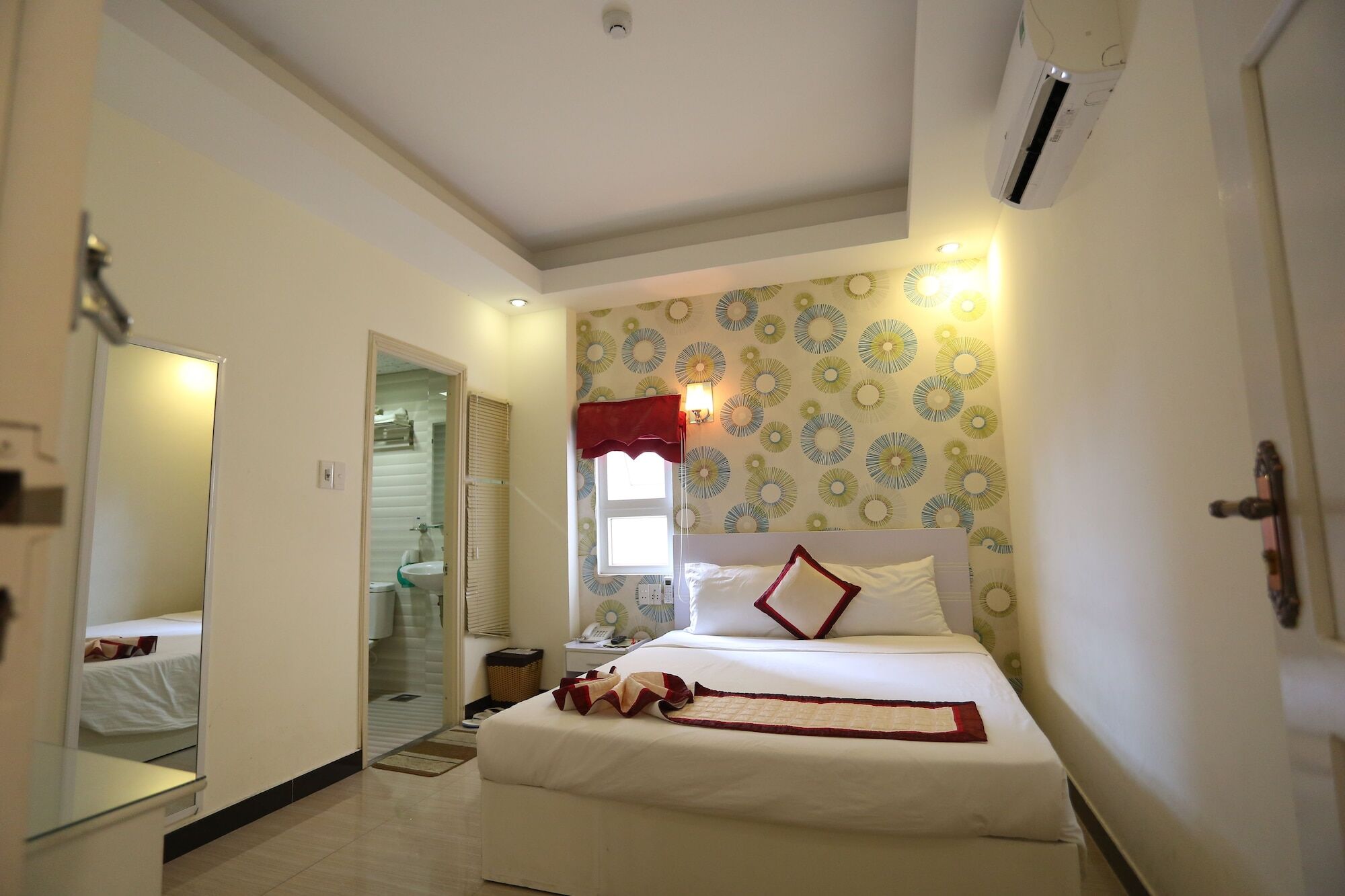 Minh Hoang Hy Hotel ダナン市 エクステリア 写真